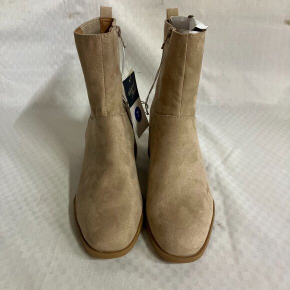 Universal Thread Women's 7 Taupe Ashely Block Memory Foam Insole Ankle Boots - Picture 4 of 7